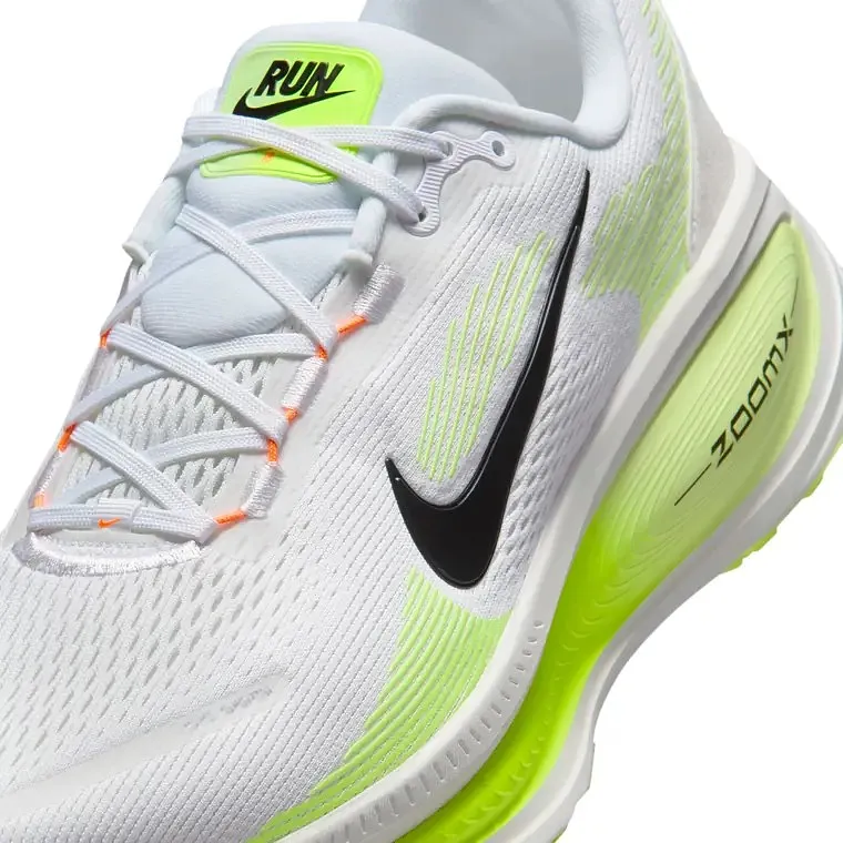 Nike Vomero 18 zapatos de running para caballero · Blanco / Negro / Lima